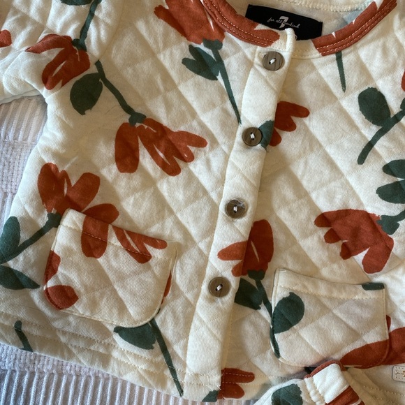 7 For All Mankind Quilted Set - Picture 5 of 6